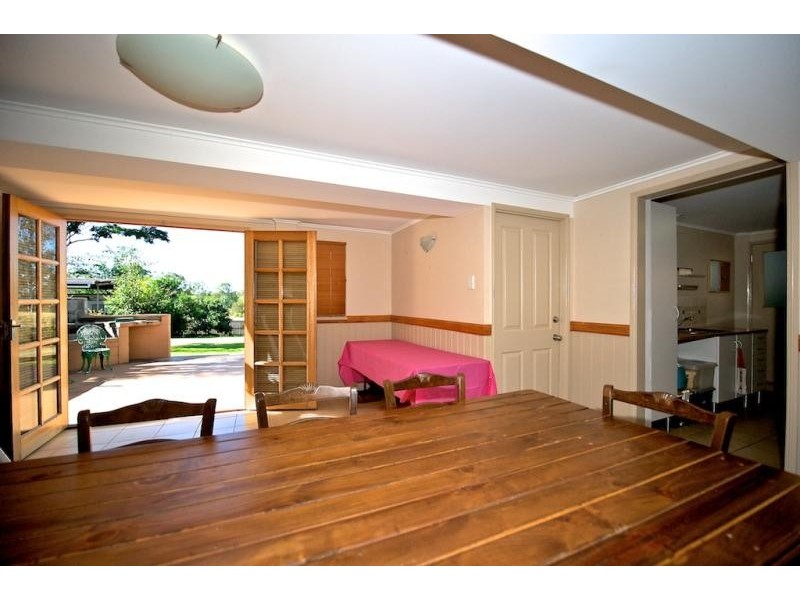 36 siemons street, One Mile QLD 4305