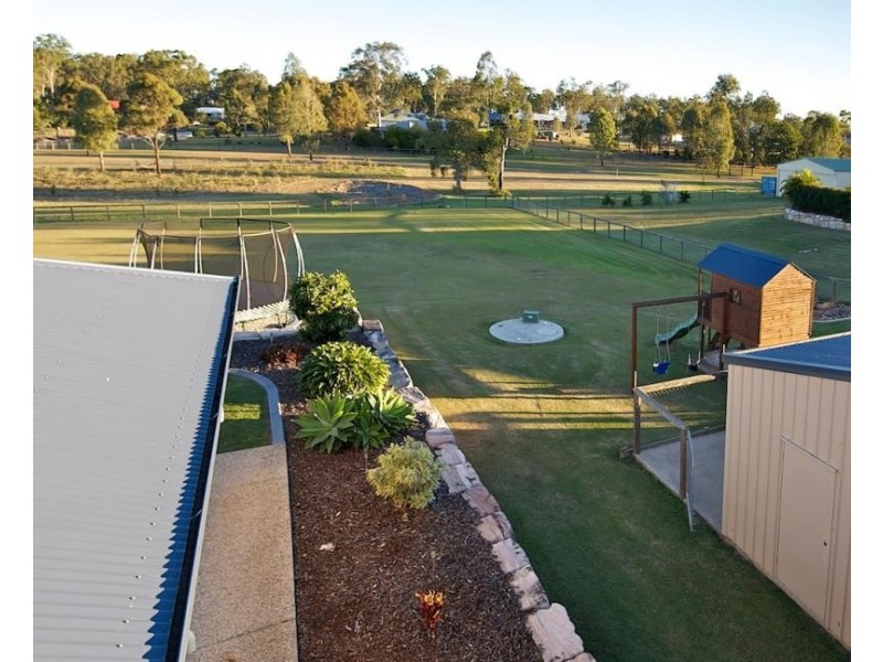 17 President Cir, Karalee QLD 4306