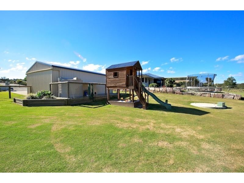 17 President Cir, Karalee QLD 4306