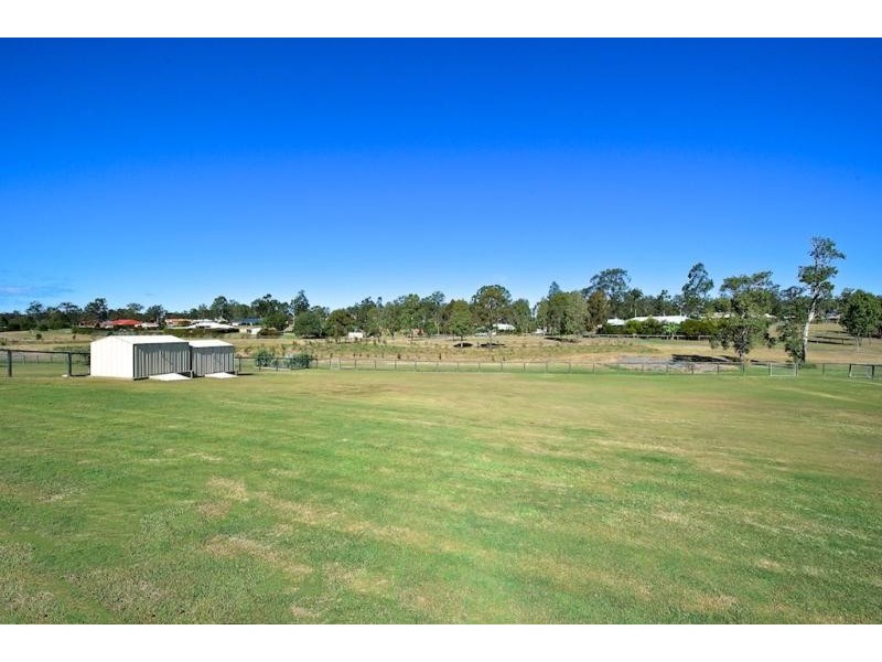 17 President Cir, Karalee QLD 4306