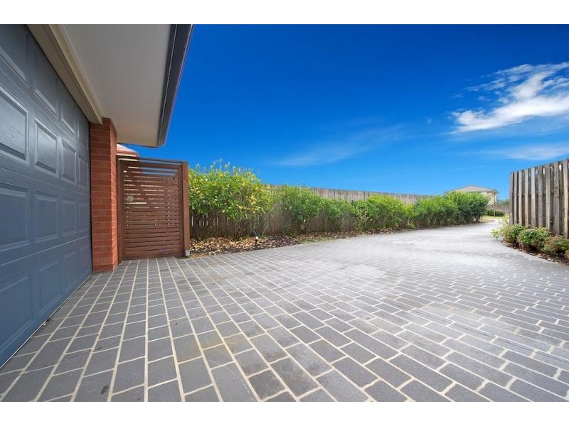 7 Waratah Court, Kallangur QLD 4503
