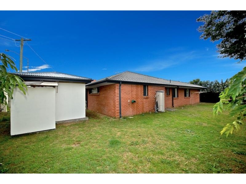 7 Waratah Court, Kallangur QLD 4503