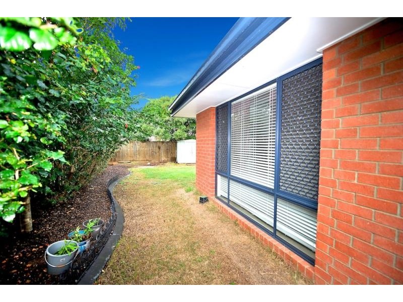 7 Waratah Court, Kallangur QLD 4503