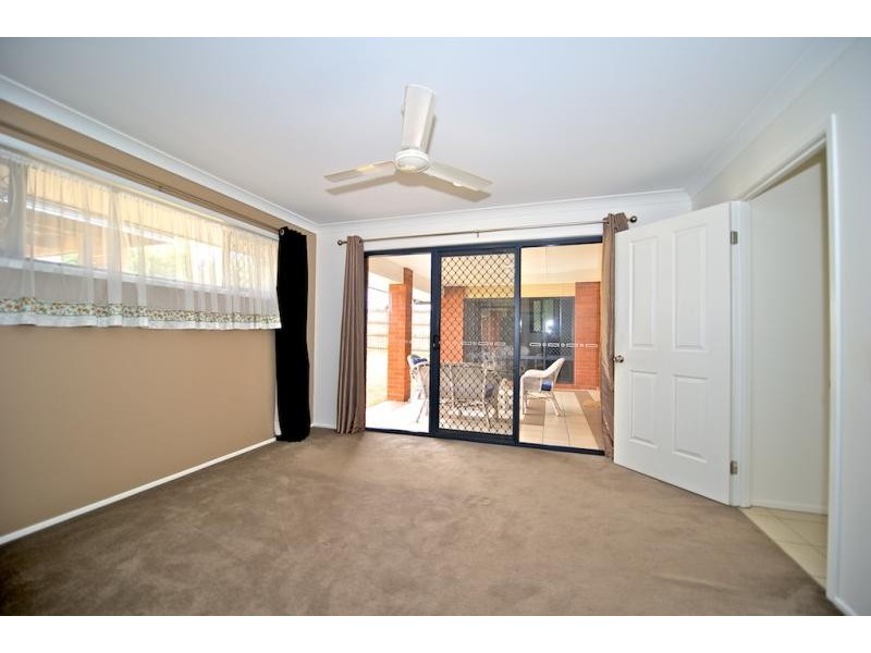 7 Waratah Court, Kallangur QLD 4503