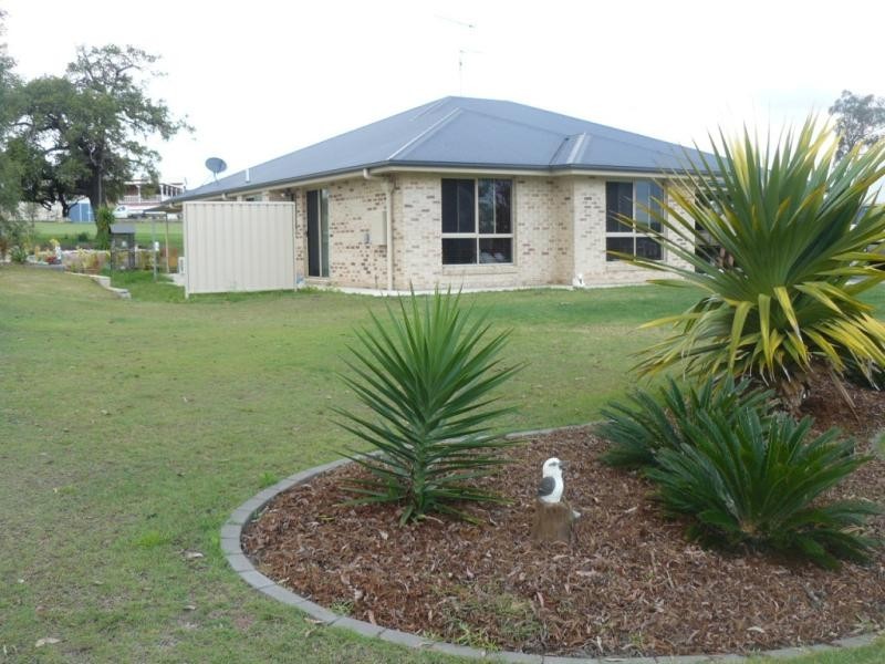 8 SCOTT PLACE, Hatton Vale QLD 4341