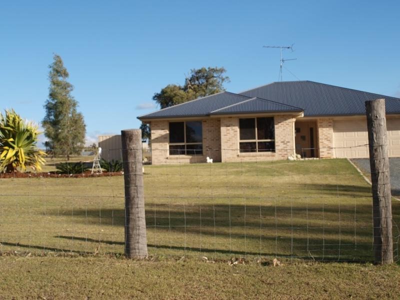8 SCOTT PLACE, Hatton Vale QLD 4341