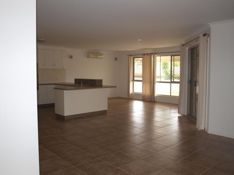 8 SCOTT PLACE, Hatton Vale QLD 4341