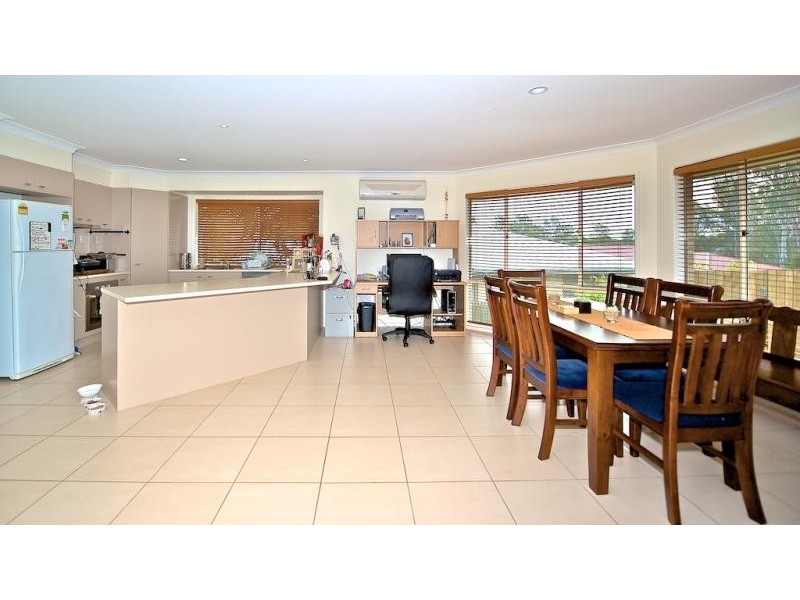 4 Calimon Ct, Coalfalls QLD 4305