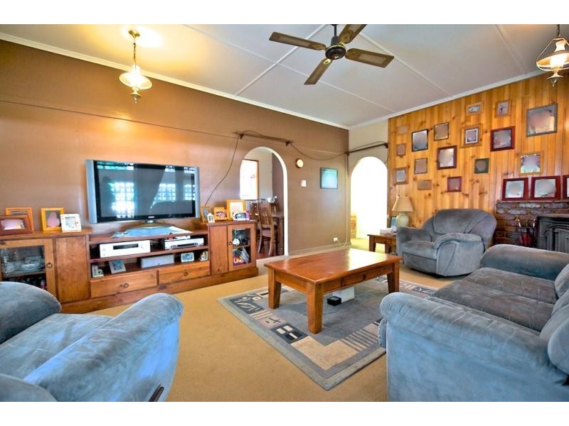 25 Grenville St, Basin Pocket QLD 4305