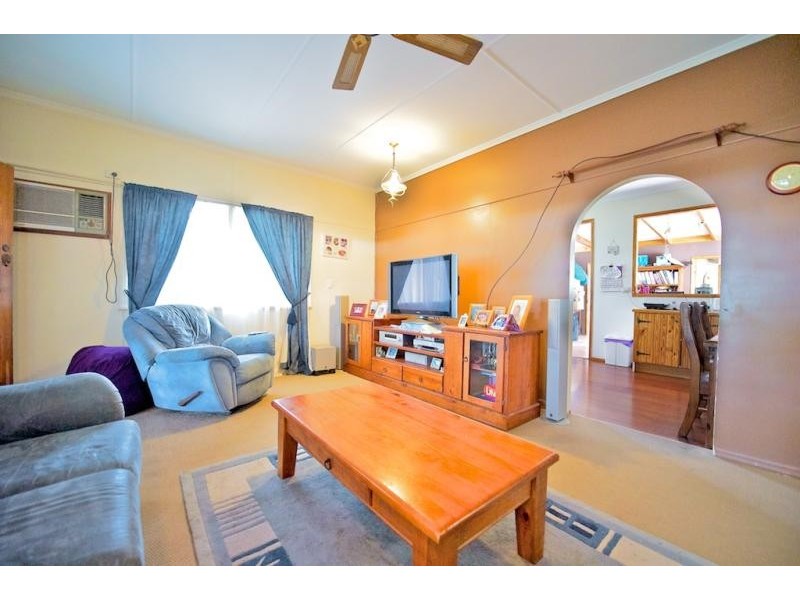 25 Grenville St, Basin Pocket QLD 4305