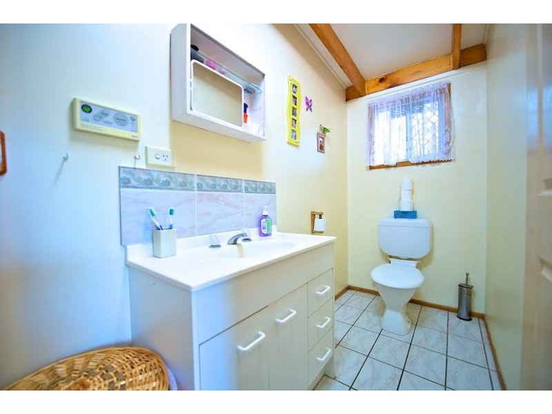 25 Grenville St, Basin Pocket QLD 4305