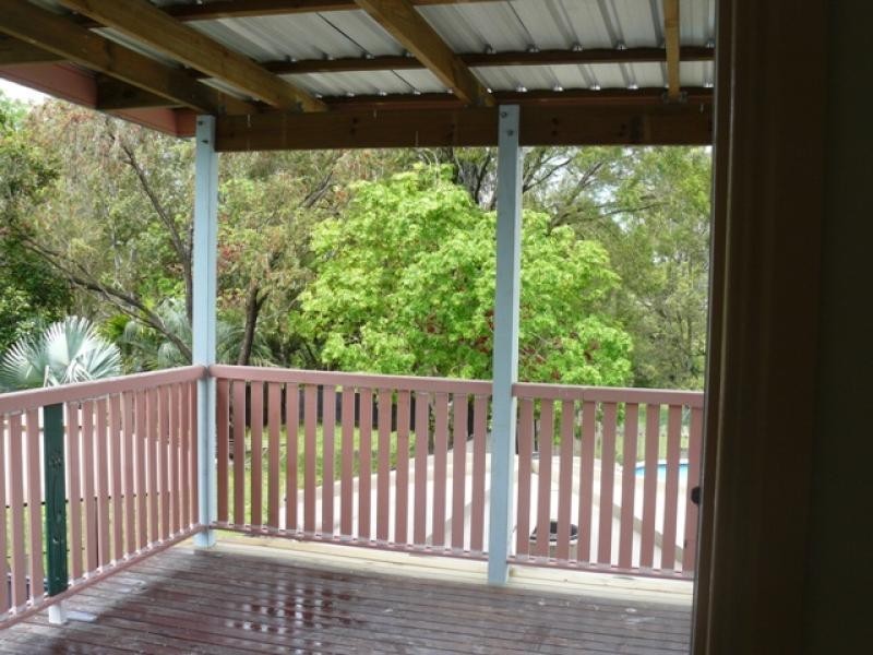 27 Boundary Street, Moores Pocket QLD 4305