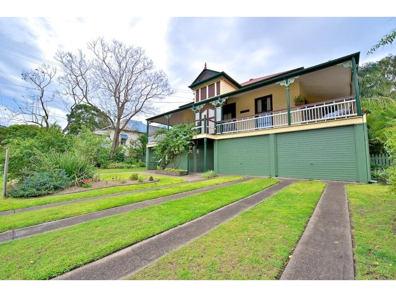 8 Clem St, Brassall QLD 4305