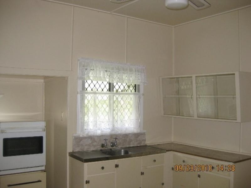 5 Adam Street, Bundamba QLD 4304