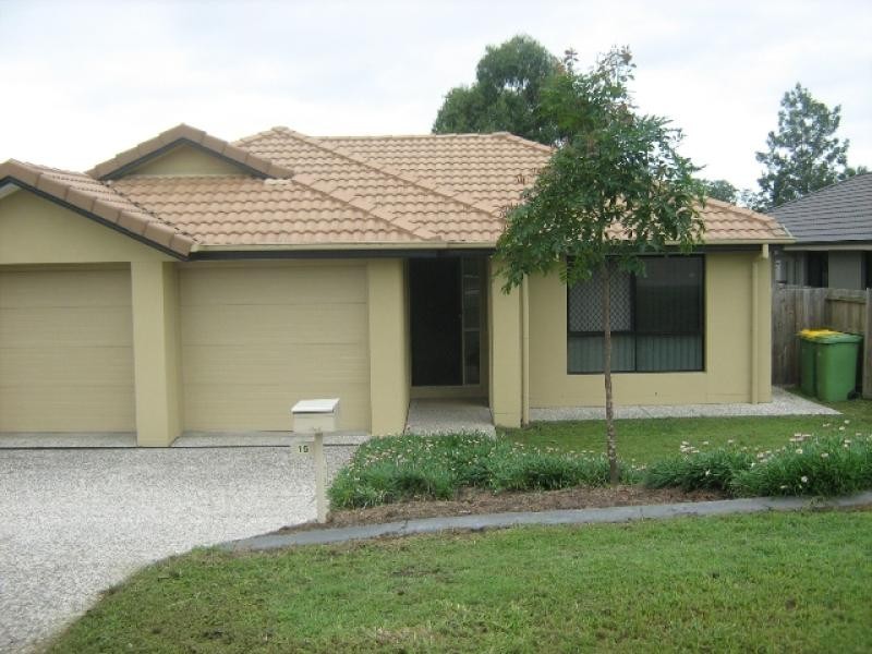 15 Bosswood Crt, Yamanto QLD 4305