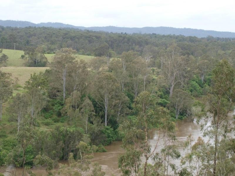 27 Allawah Road, Chuwar QLD 4306