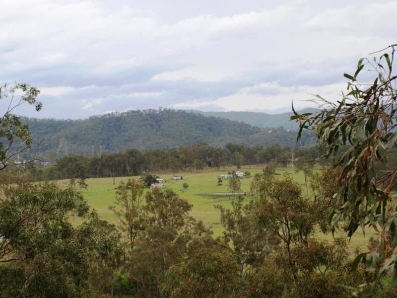 27 Allawah Road, Chuwar QLD 4306