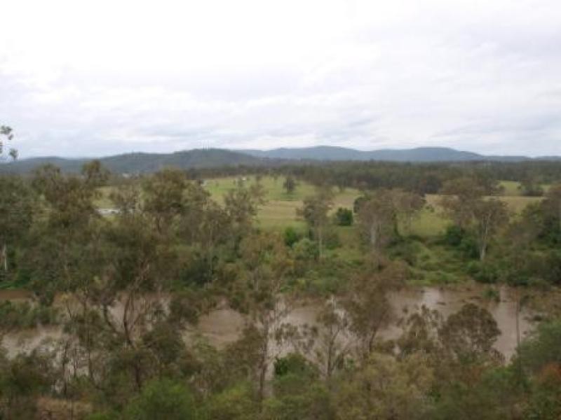 27 Allawah Road, Chuwar QLD 4306