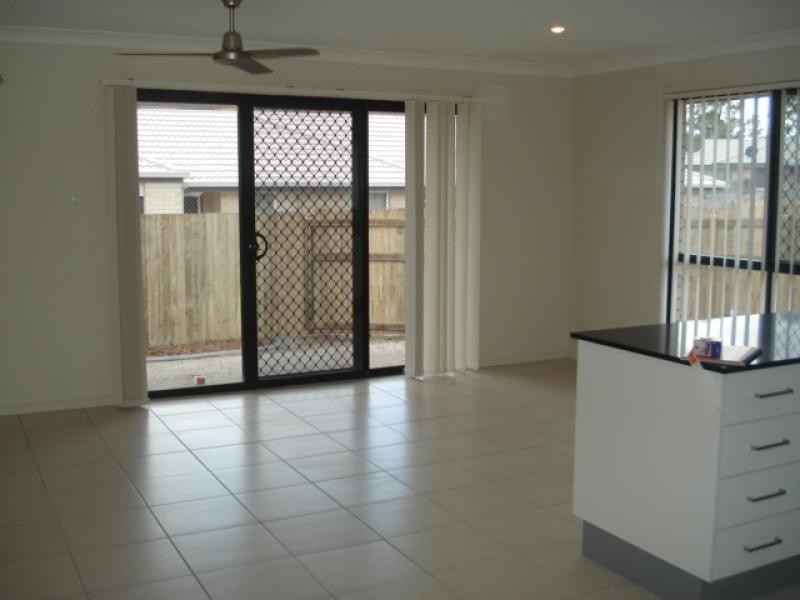 66 Berrigan St, Redbank Plains QLD 4301