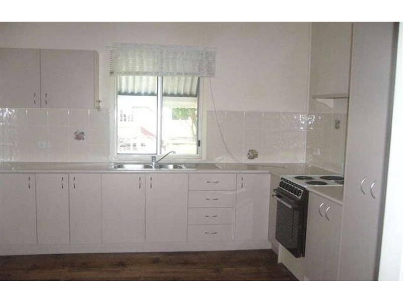 34 Lowry Street, North Ipswich QLD 4305
