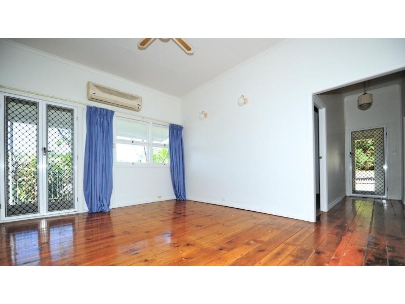 34 Lowry Street, North Ipswich QLD 4305
