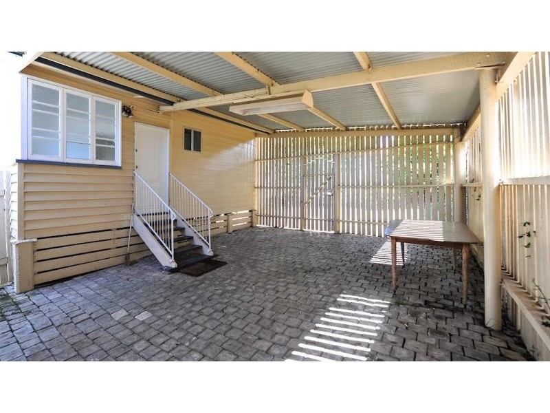 34 Lowry Street, North Ipswich QLD 4305