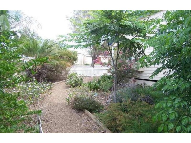 34 Lowry Street, North Ipswich QLD 4305