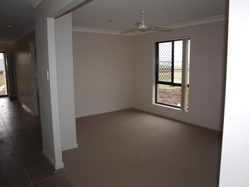 4 Rule Drive, Bundamba QLD 4304