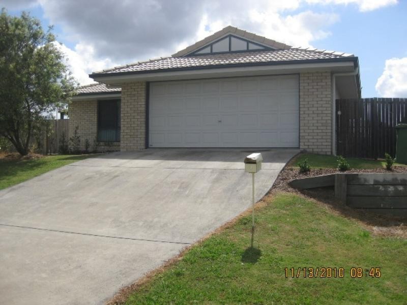 7 Burrawang Street, Redbank Plains QLD 4301