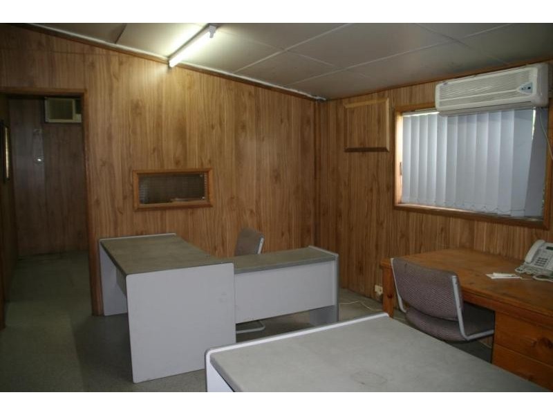 85 Lobb Street, Churchill QLD 4305