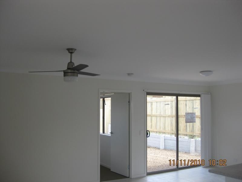 17 Dandenong Ave, Redbank Plains QLD 4301