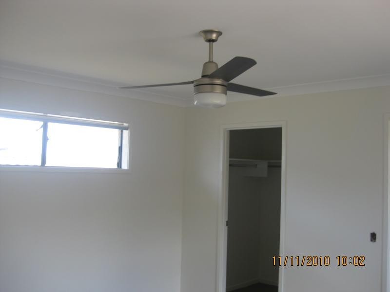 17 Dandenong Ave, Redbank Plains QLD 4301