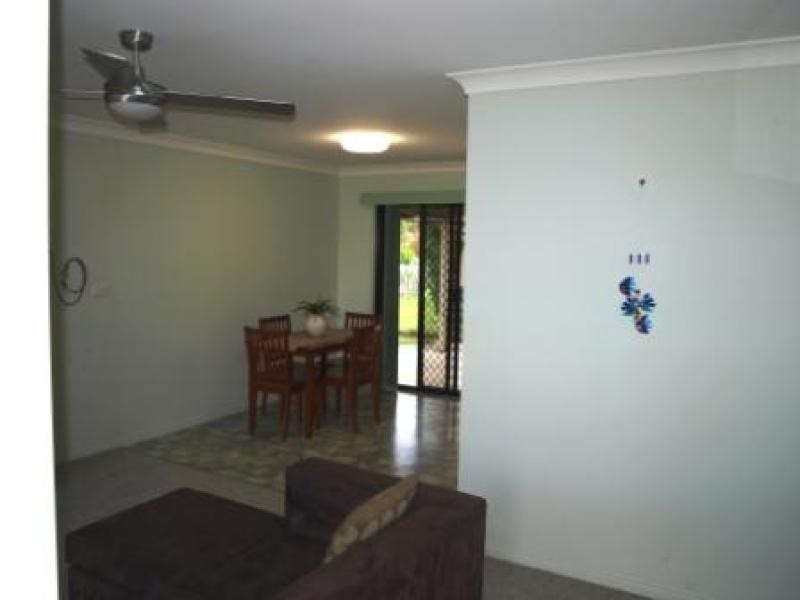 2 DES ARTS PLACE, Wulkuraka QLD 4305