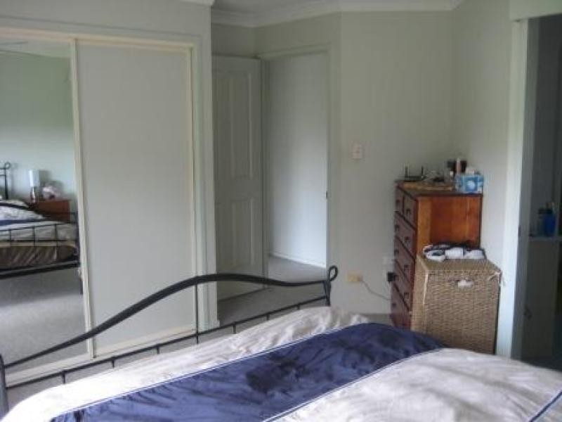 2 DES ARTS PLACE, Wulkuraka QLD 4305