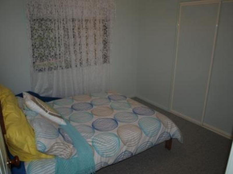 2 DES ARTS PLACE, Wulkuraka QLD 4305