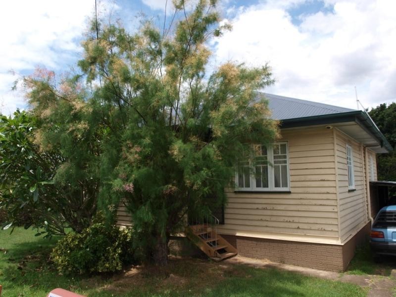 9 Holt Street, Brassall QLD 4305