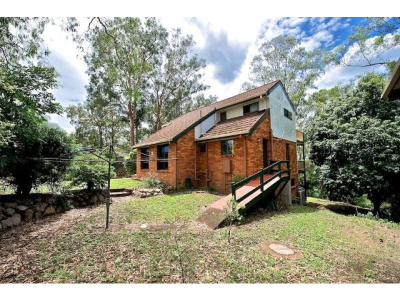 12 Minaji Court, Karana Downs QLD 4306
