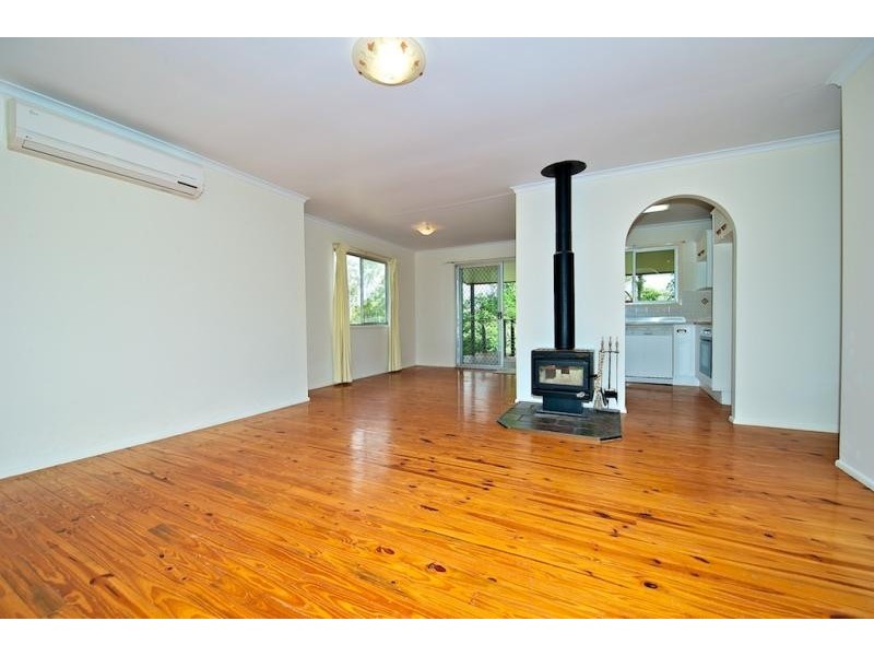 17 Tamatea Drive, Bellbird Park QLD 4300