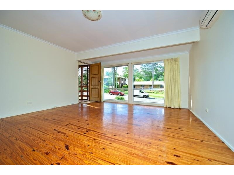 17 Tamatea Drive, Bellbird Park QLD 4300
