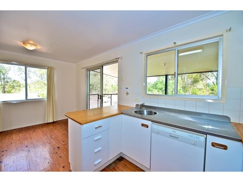 17 Tamatea Drive, Bellbird Park QLD 4300