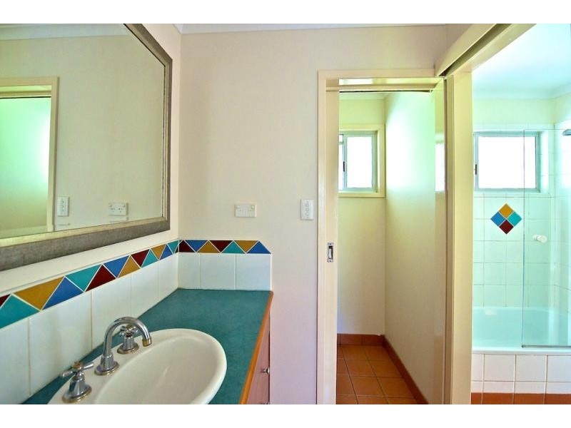 17 Tamatea Drive, Bellbird Park QLD 4300