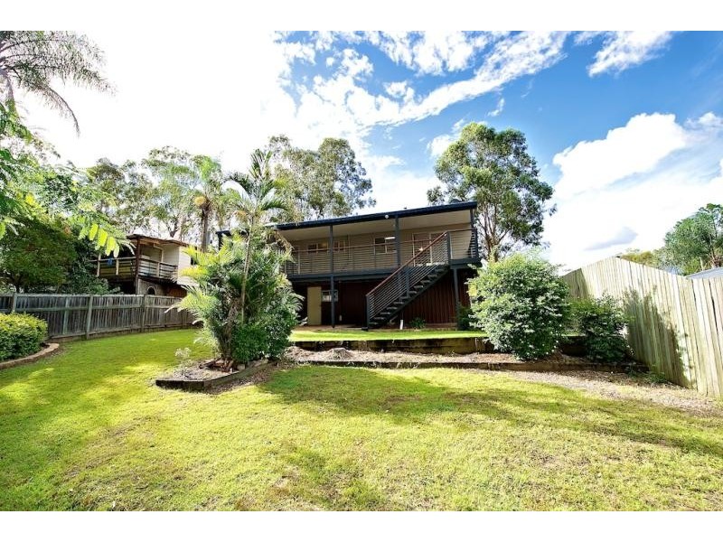17 Tamatea Drive, Bellbird Park QLD 4300