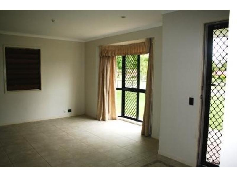 126 Settler Way, Karalee QLD 4306