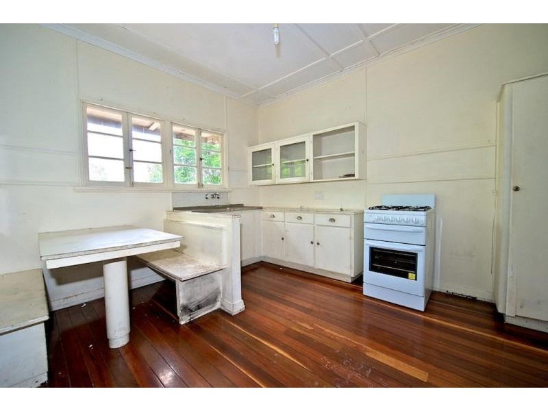 5 Burnett Street, West Ipswich QLD 4305