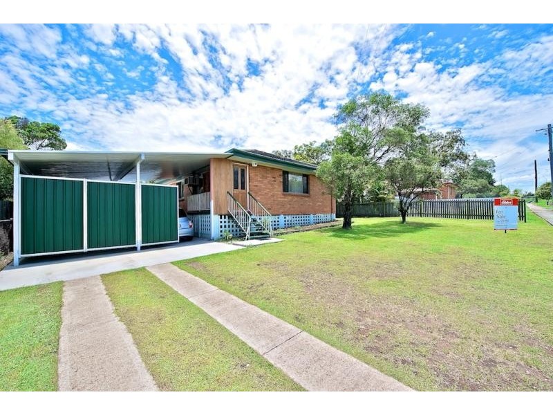15 Lucas Street, Dinmore QLD 4303