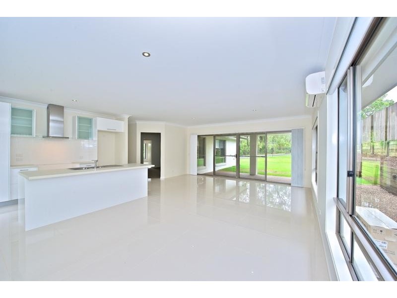 21 Honeywood Drive, Fernvale QLD 4306