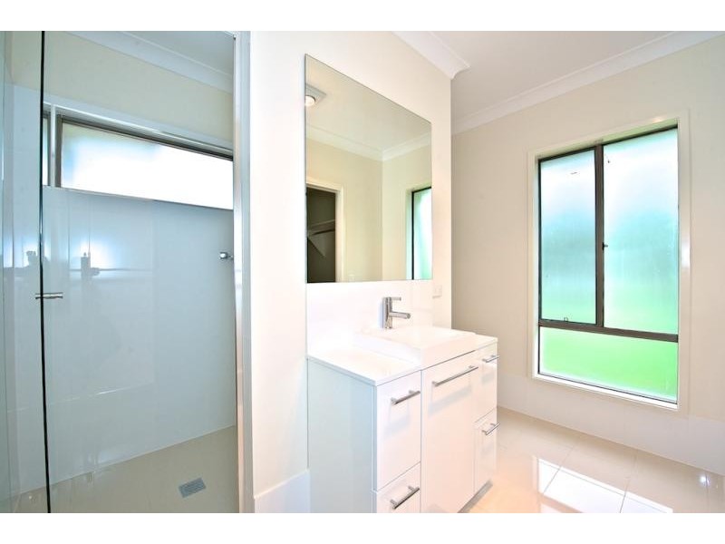 21 Honeywood Drive, Fernvale QLD 4306