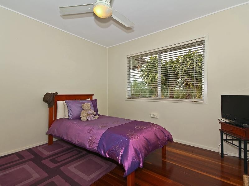 67 lyndon way, Karalee QLD 4306