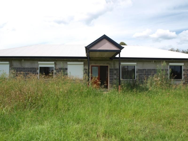 449 Karrabin-Rosewood Rd, Walloon QLD 4306