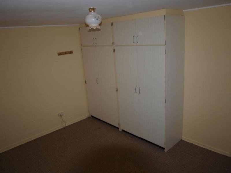 2 Avon Street, Leichhardt QLD 4305